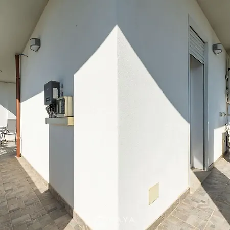 Modern & Bright 2br Retreat With Balcony * Capoterra