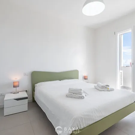 Modern & Bright 2br Retreat With Balcony شقة كابوتيرا